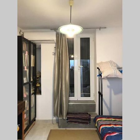 Апартаменти Exarcheia: Independent Ground Floor House. Афіни Екстер'єр фото